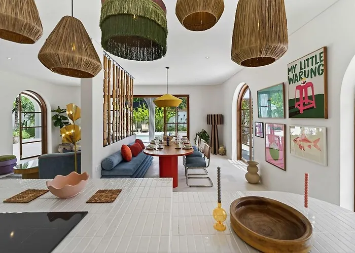 Little Castle 4br Mediterranean Retreat In *