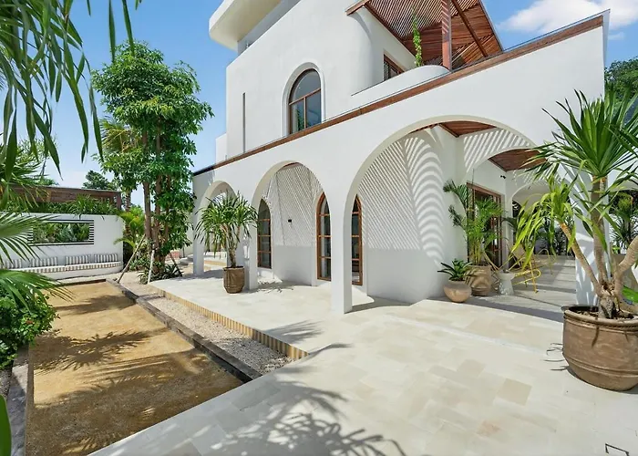 Little Castle 4br Mediterranean Retreat In 别墅 *