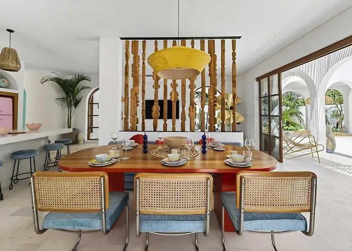 Little Castle 4br Mediterranean Retreat In 别墅 *