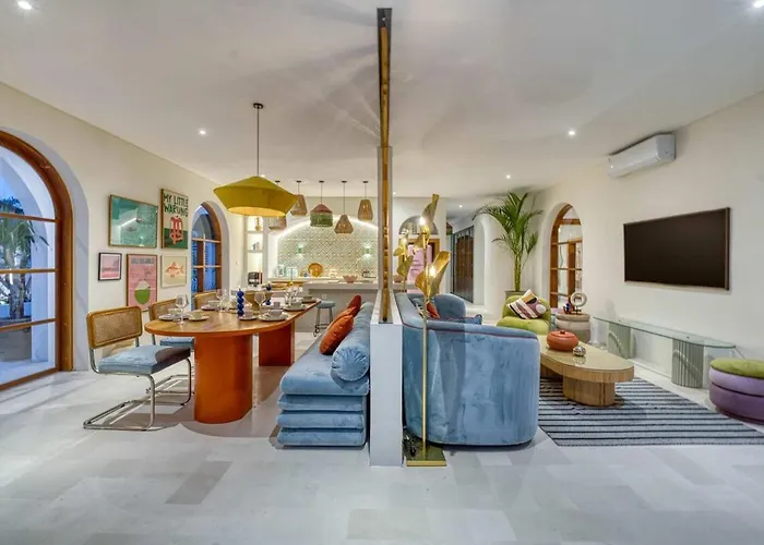 Little Castle 4br Mediterranean Retreat In 别墅 *
